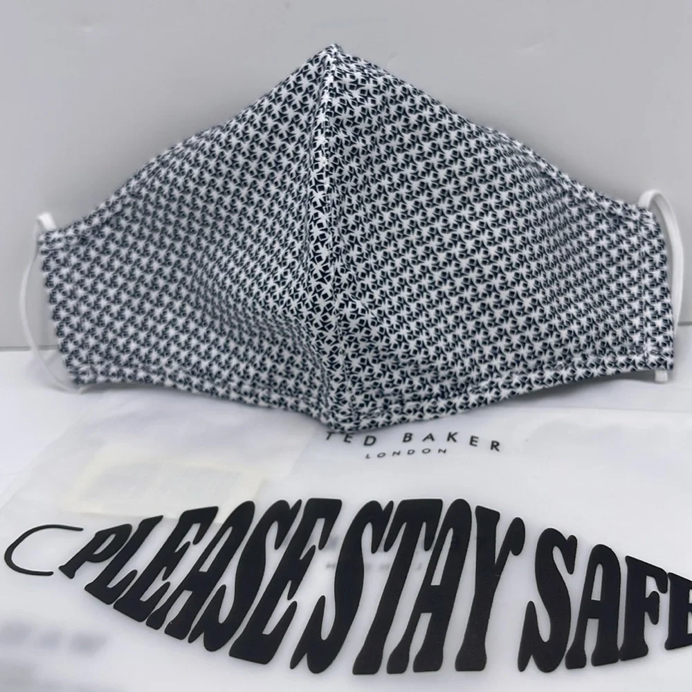 TED BAKER LONDON Reversible Reusable FACE MASK 
NWT 
OS - Picture 16 of 16